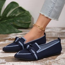 Load image into Gallery viewer, Bow Contrast Trim Point Toe Loafers
