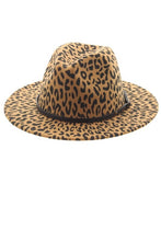 Load image into Gallery viewer, Classic Panama Leo Hat
